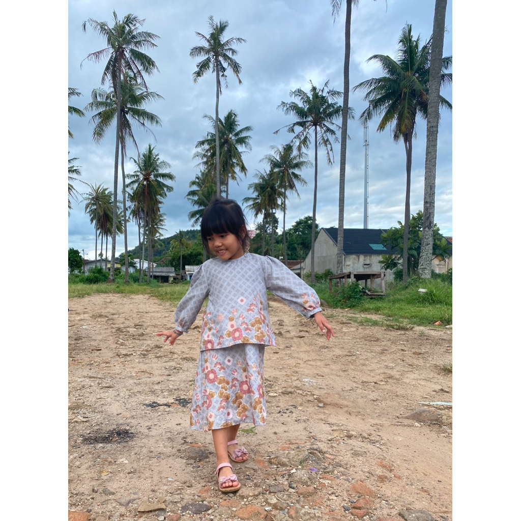 PL KLAMBY- Dress Girl 3/4