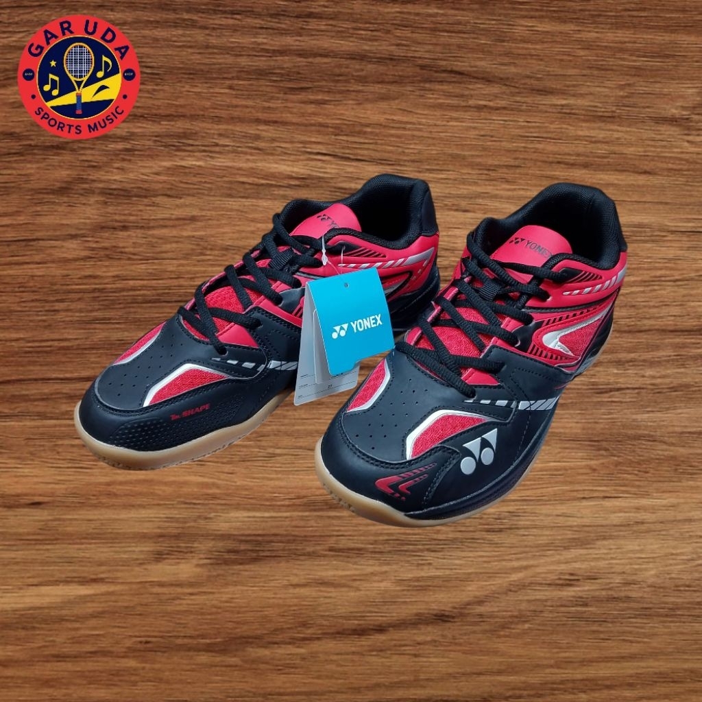 sepatu badminton yonex original