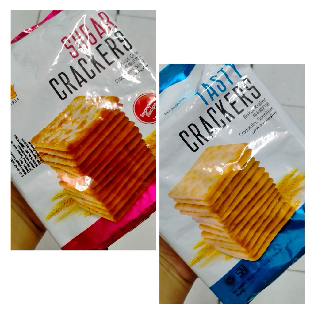 

Lee Biskuit Tasty Crackers Sugar Crackers Corn Creackers