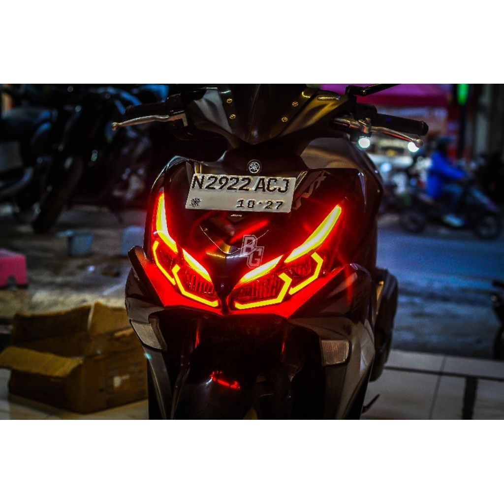 contoh hasil : custom headlamp aerox new