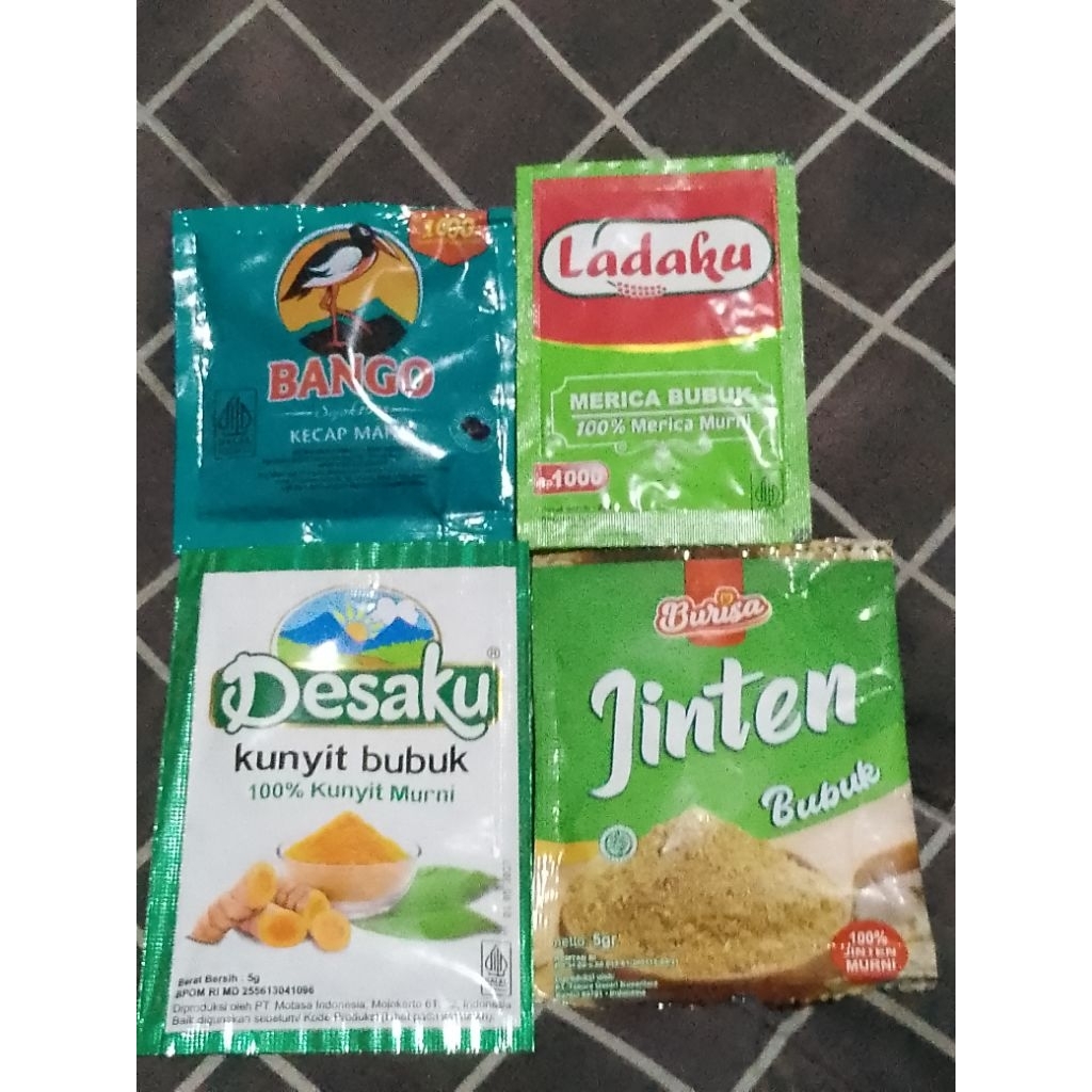 

Kecap Bango+Kunyit Bubuk+Jinten Bubuk 5 gram+Ladaku Paket 3Am (TRB156)