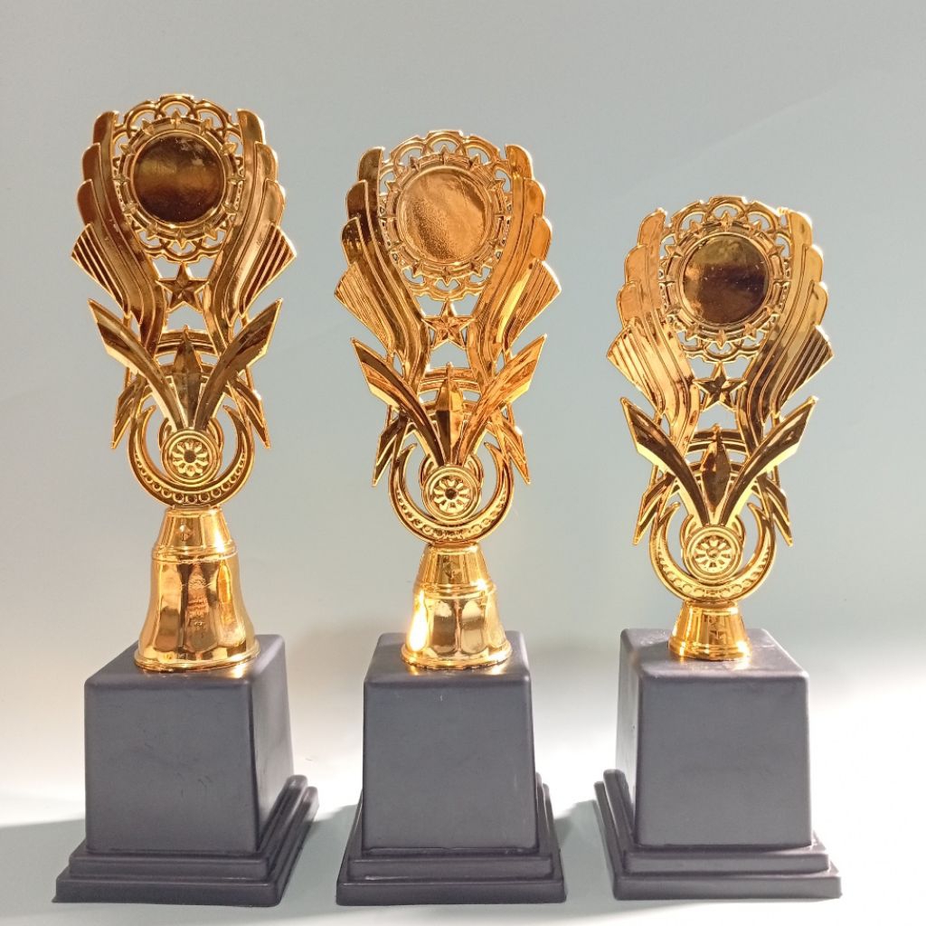 Piala 1 Set Piala penghargaan murah (1 set)