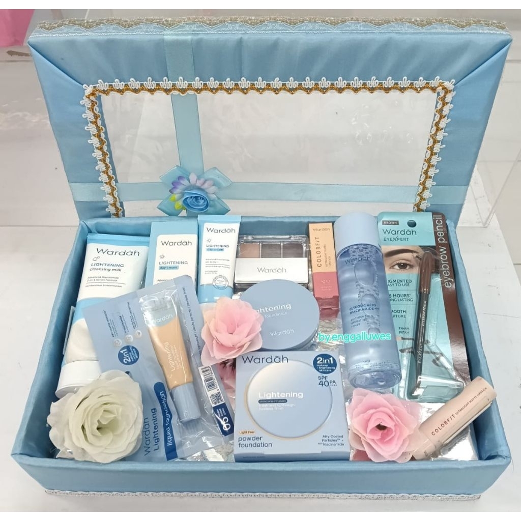 PAKET SESERAHAN WARDAH LIGHTENING/PAKET SESERAHAN WARDAH ORIGINAL 8 ITEM