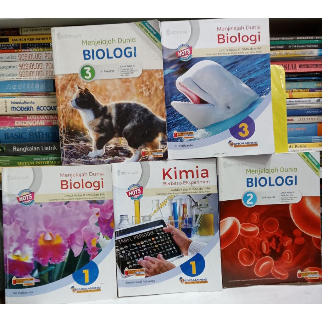 BUKU PAKET MENJELAJAH DUNIA BIOLOGI DAN KIMIA UNTUK SMA KELAS 10, 11 DAN 12 KURIKULUM 2013 EDISI TER