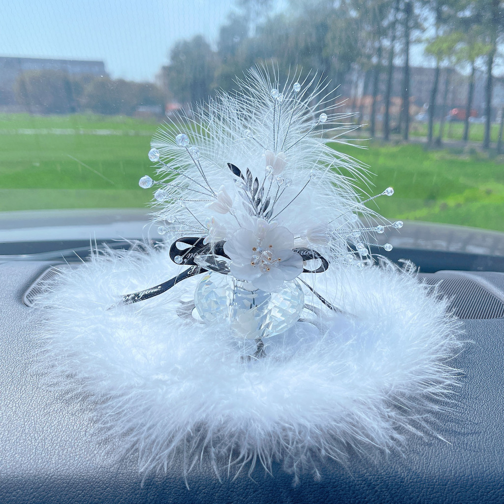 Pajangan Hiasan Dashboard Mobil Bunga Bulu Antiselip