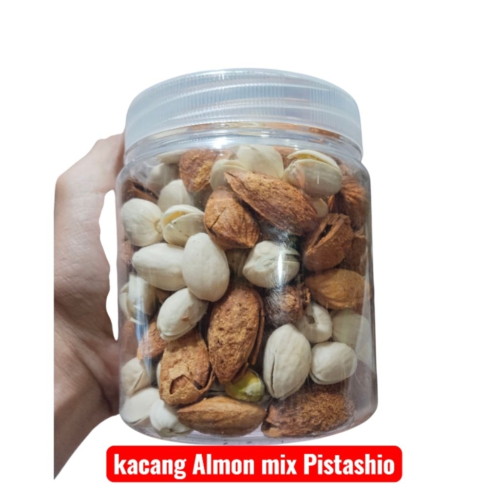 

Kacang Mix Almon Vs Pistashio