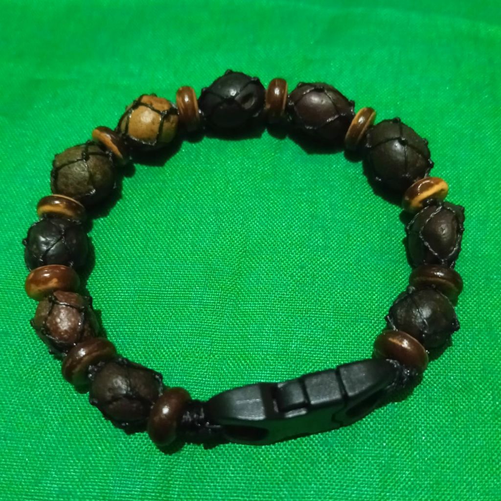 monta besi/munta besi