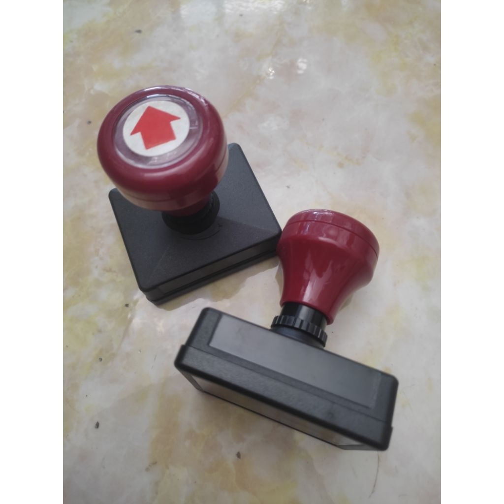 

stempel ukuran 43x55 mm flas otomatis.