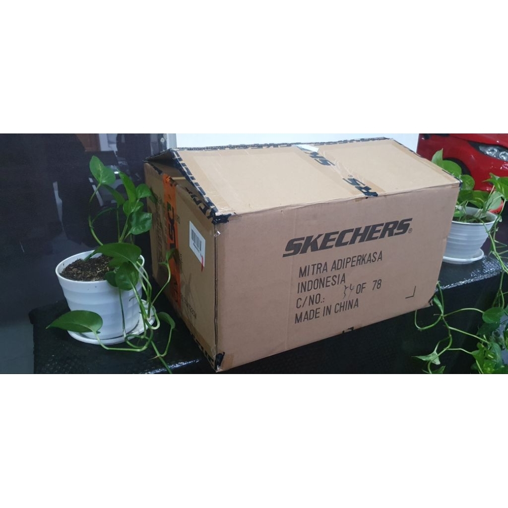 

Kardus Tebal Jumbo Packing Pindahan Second