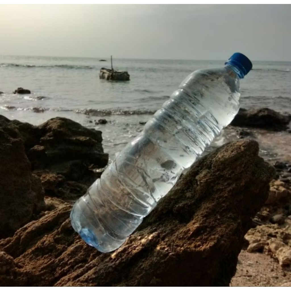 

Air laut Pangandaran murni 600ml