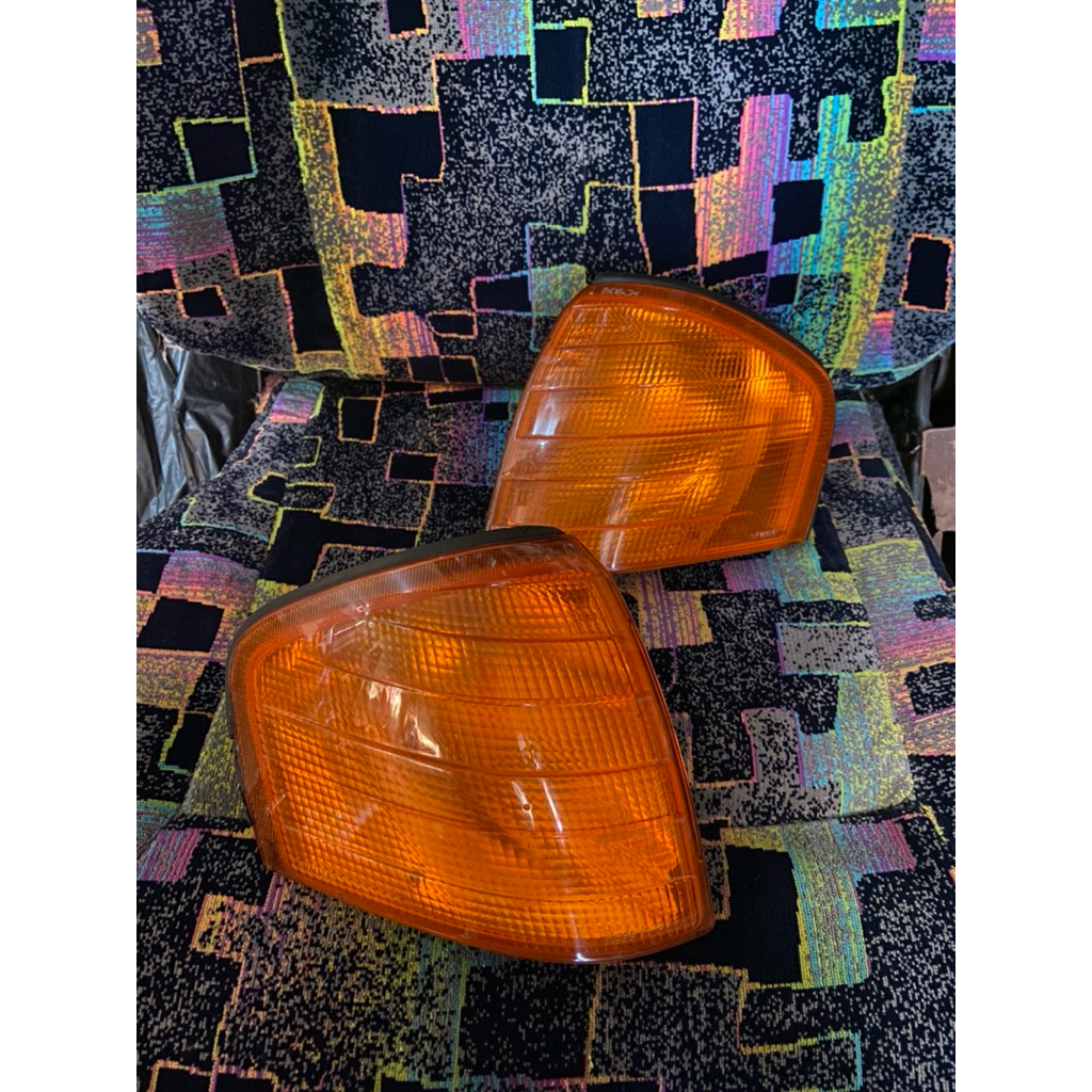 lampu sen sein kuning mercy w202 c class original