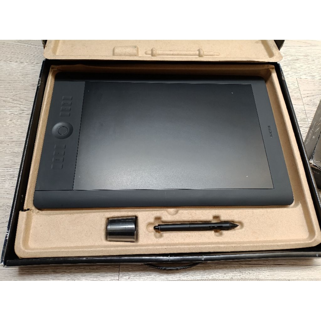 Wacom Intuos Pro PTH-850 PTH-851 large fullset mulus