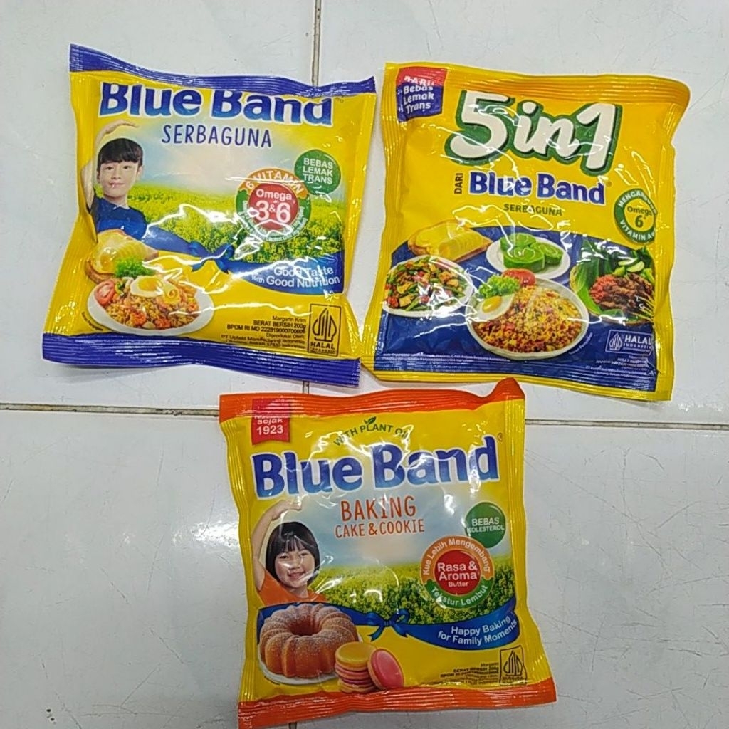 

Blueband Margarin serbaguna 200gr/Cake& Cookies 200gr/5IN1 200gr