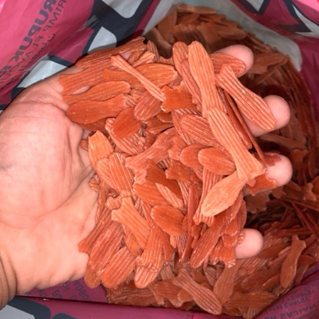 

KERUPUK BAWANG FUJI BENTUK IKAN MERAH 250 gram ORIGINAL MURAH