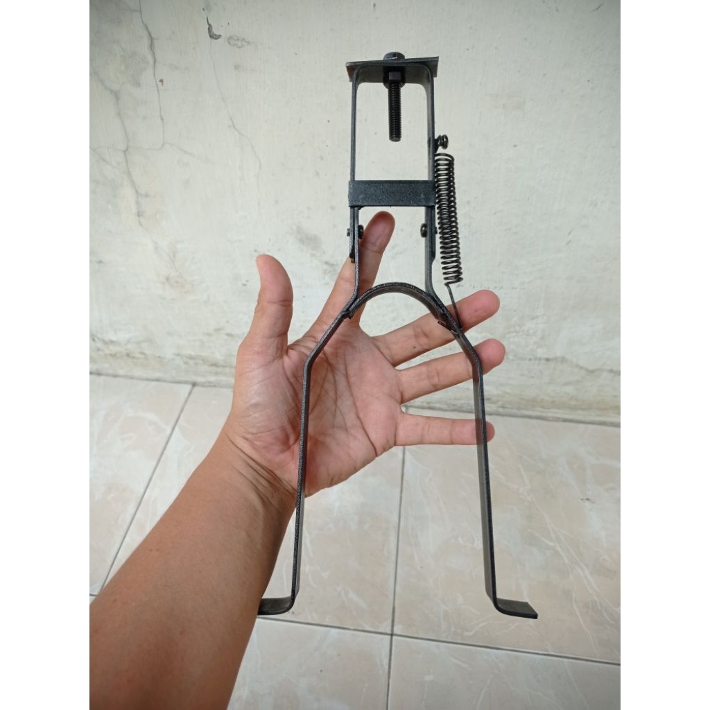 standar tengah sepeda BMX