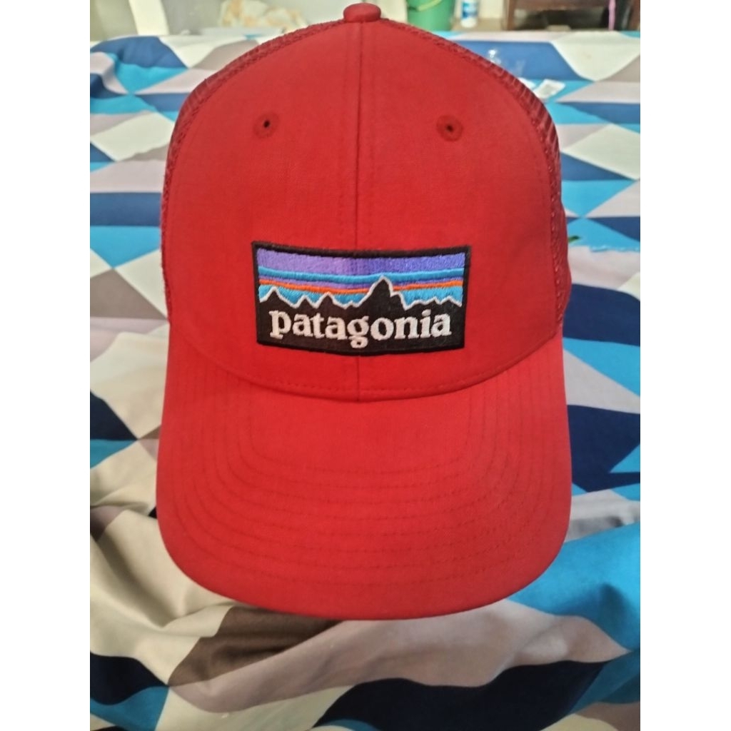 Topi Trucker Patagonia Warna Merah | Original Preloved Kondisi Bagus