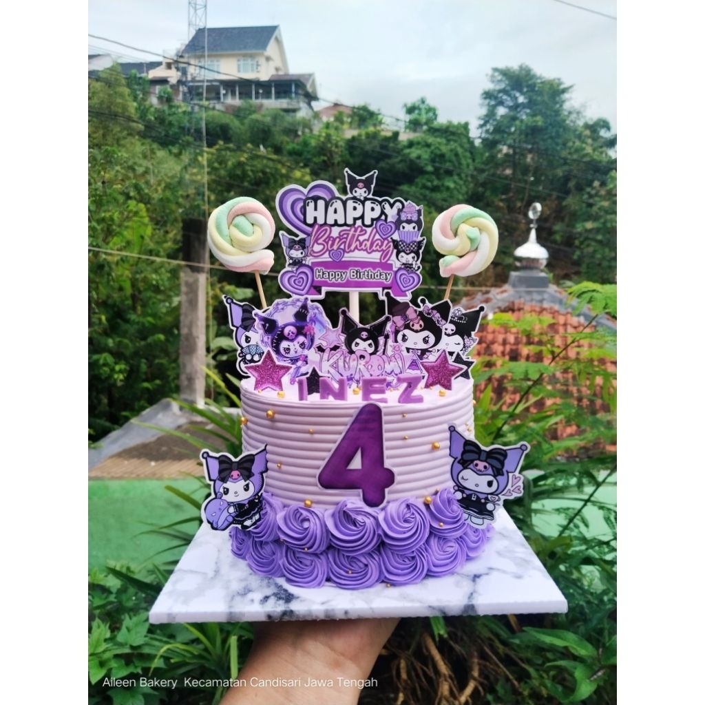 

Kue ulang tahun/kue tart/kue tart motif cewek/kue tart anak/kue karakter/bebas request/kue ulang tahun murah