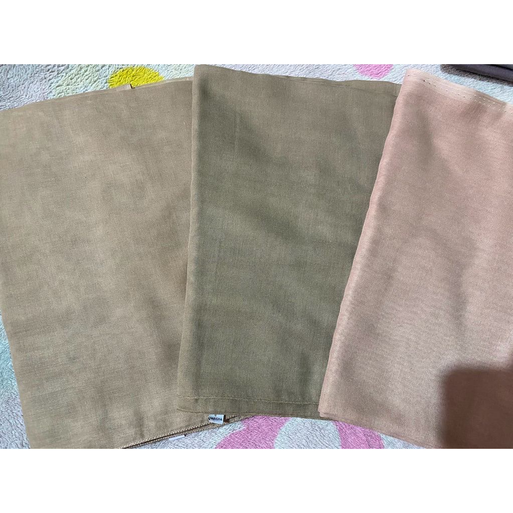 Preloved Kerudung Paris Jadul Varisha Red Rose Jilbab Hijab