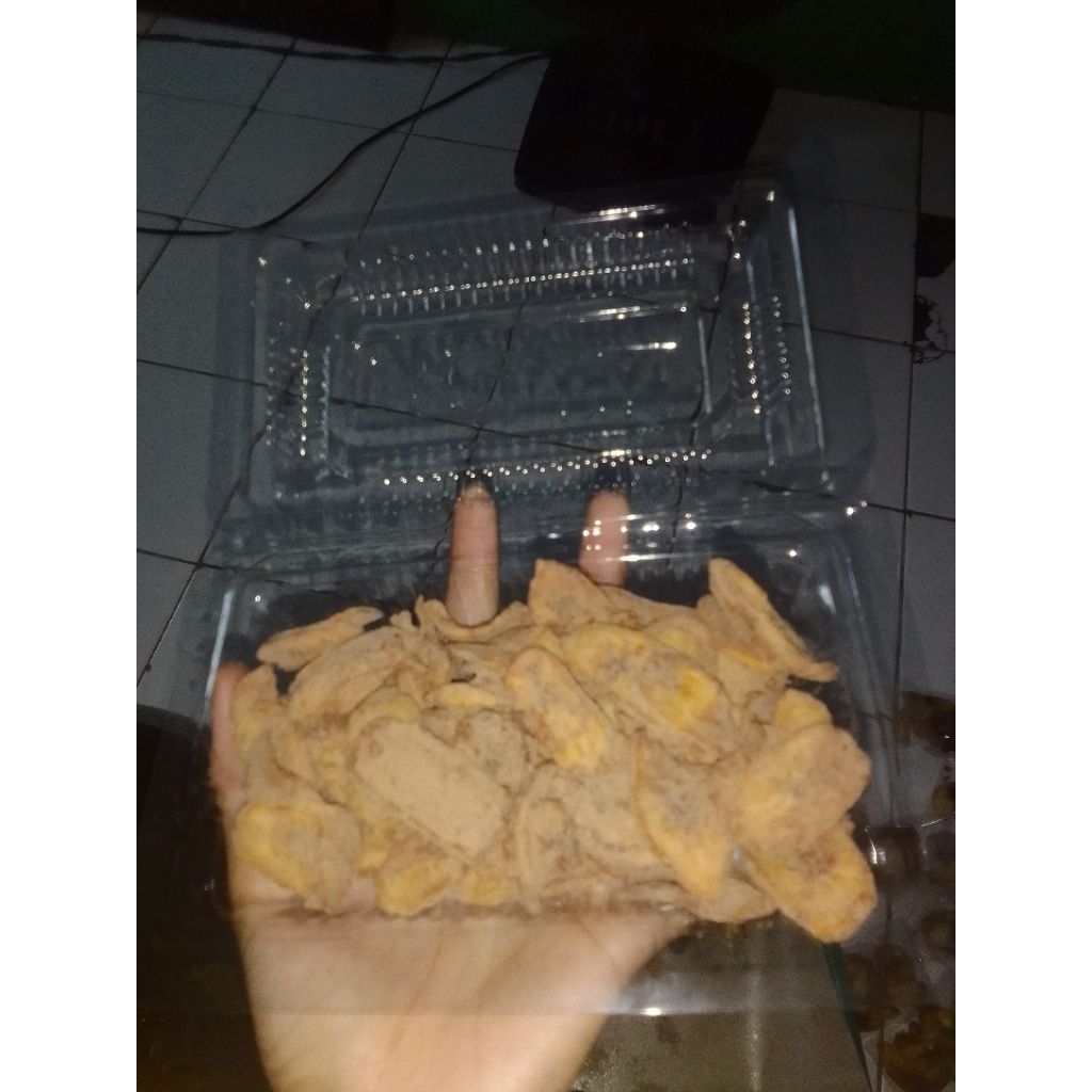 

Ceriping pisang taburan susu Milo 125g