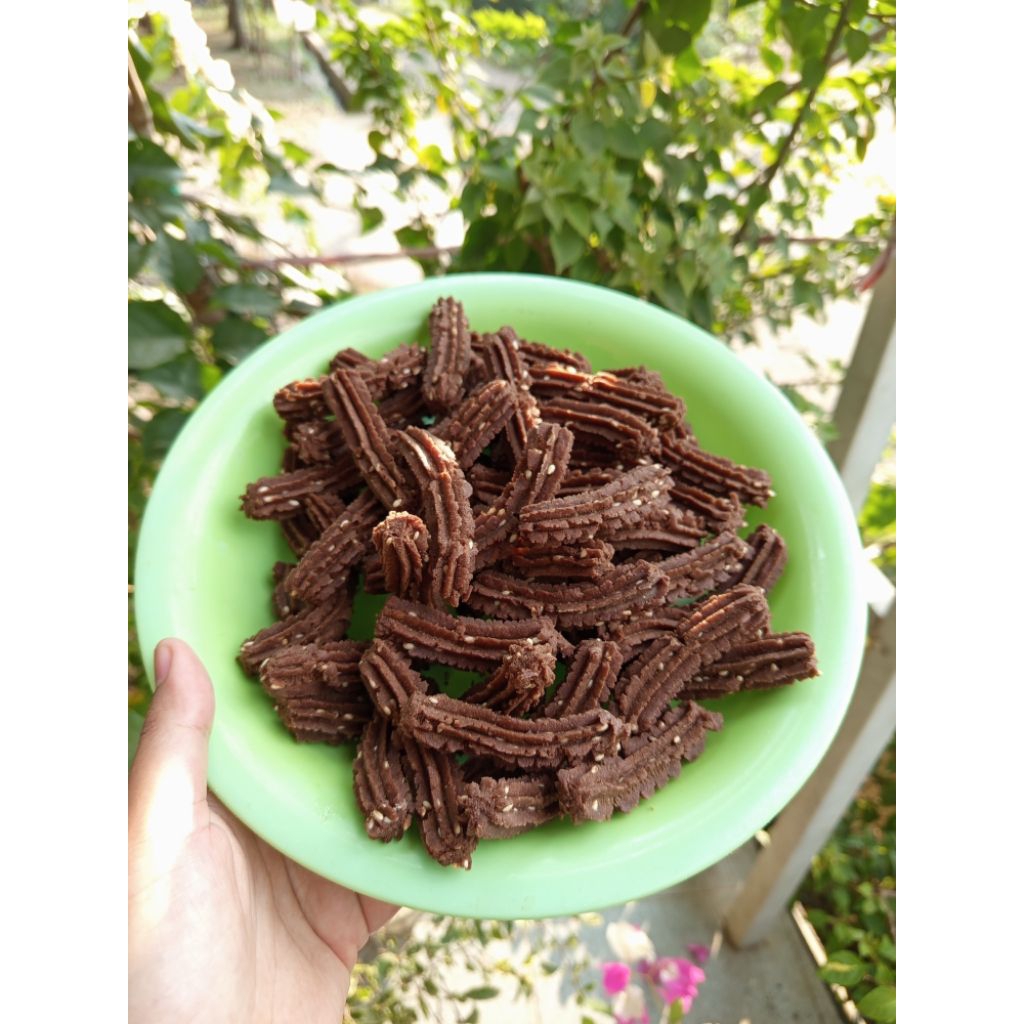 

kue kecipir coklat wijen 250gr