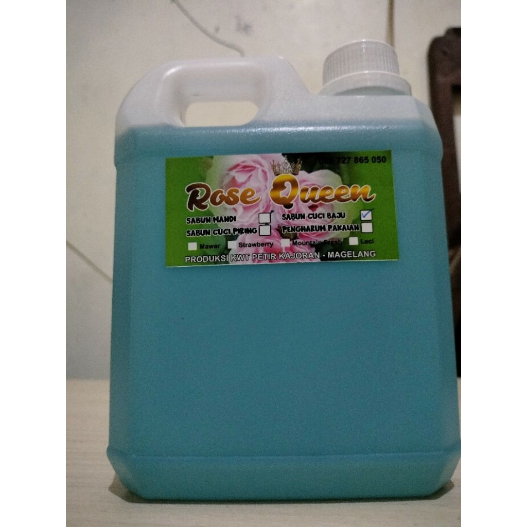 sabun cuci baju cair