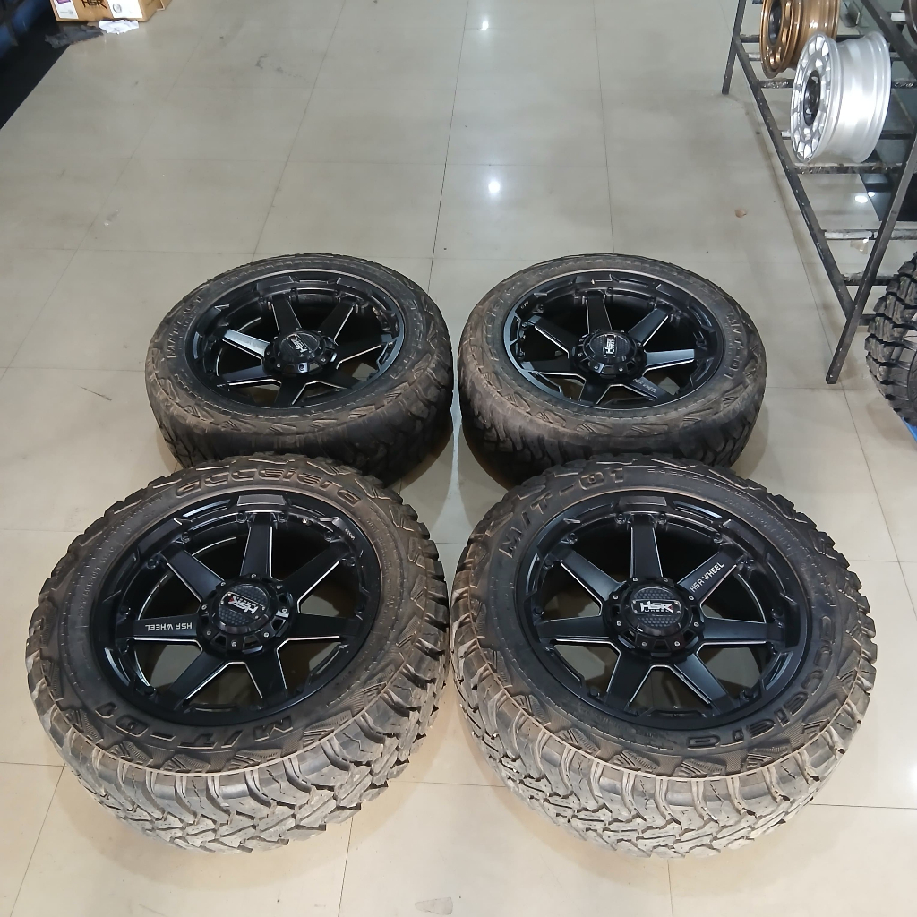 velg/pelek mobil second hsr ring20 pcd6x139 +ban  cocok buat fortuner,hillux,ranger,pajero,dll