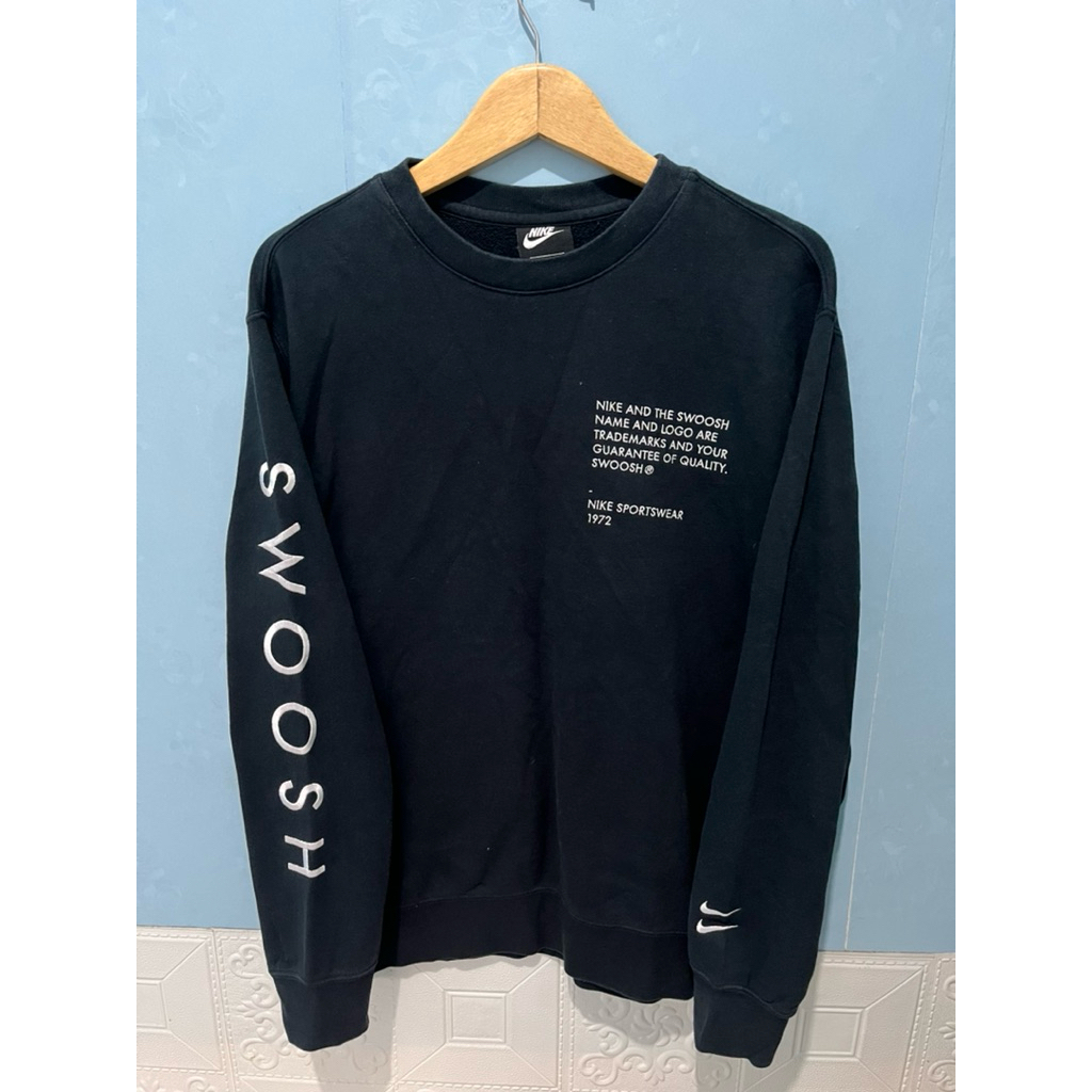 nike swoosh spell out