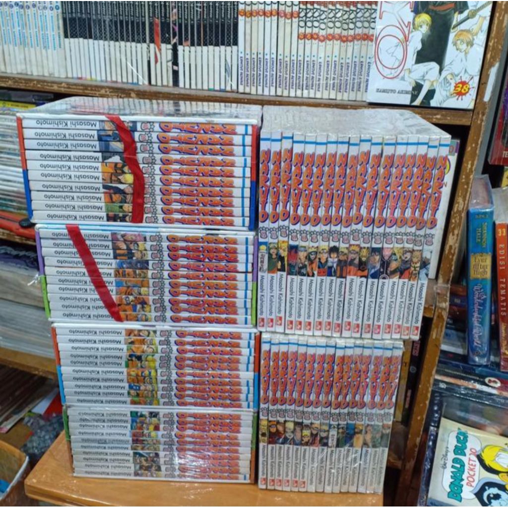 komik  Naruto 1 set ada 72