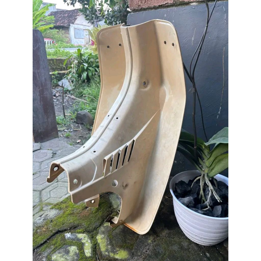 sayap depan Suzuki bravo rc100/rc80 original termurah