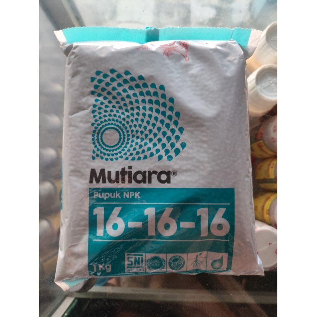 NPK Mutiara 1Kg