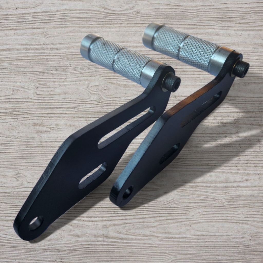 Breket footstep Satria FU
Breket footstep motor FU

Dudukan footstep belakang FU

Bracket footstep S