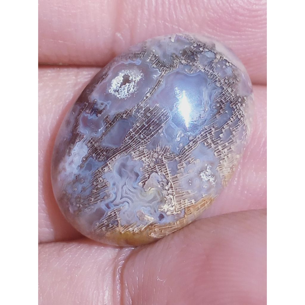 Batu Fosill Kelor Kristal Combong Antik