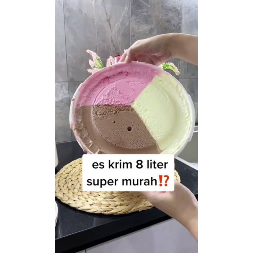

Es Krim Miami 3 rasa neopolitan