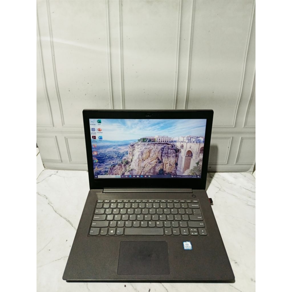 Laptop lenovo v130-14lkb core i3 gen 7 ram 8gb ssd 128gb