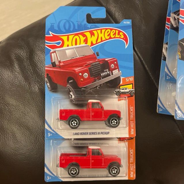 Land Rover series III pick up Hot wheels , Car mobilan