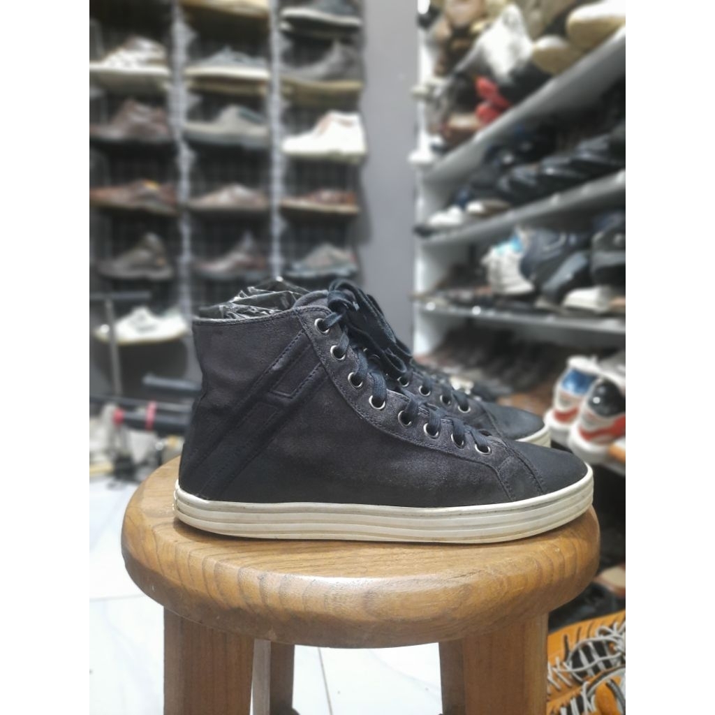 Sepatu sneakers HOGAN rebel made in Romania size 42,5