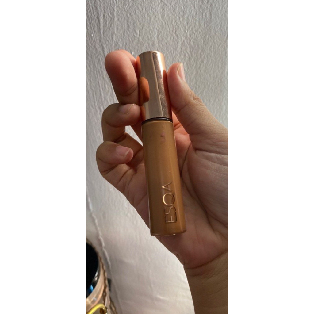 concealer esqa