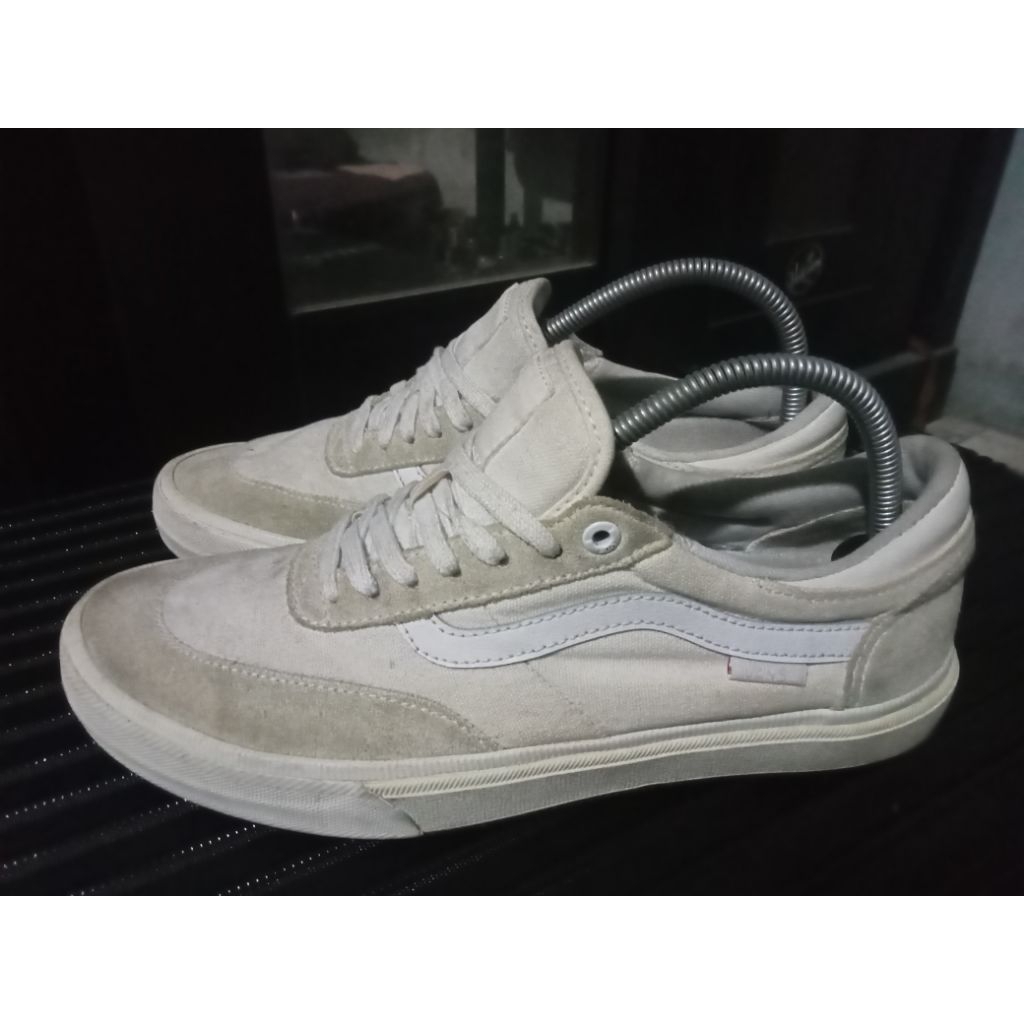 Sepatu skate Vans Gilbert Crokett 2 Pro Marshmallow True White Original