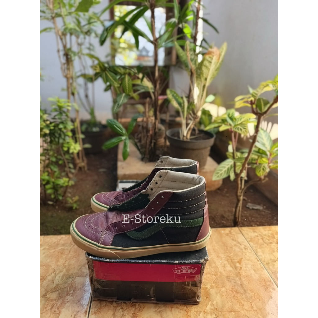PRELOVED!!Vans sk8-hi Reissue leather and 14 oz cabernet (size us 9)