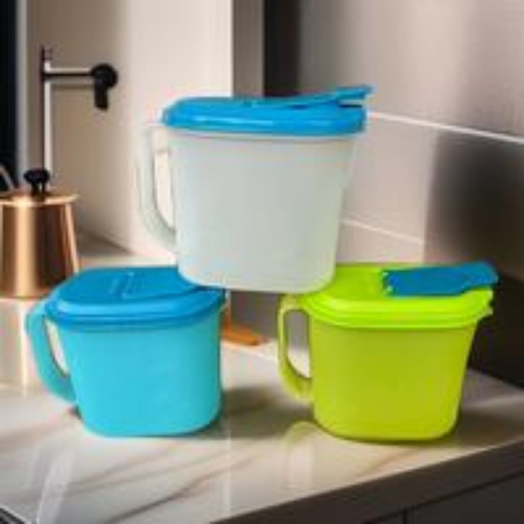 Teko Tupperware 1L , 2L / Fridge Jug