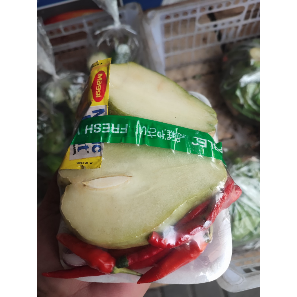 

Paket Sayur Labu Siam lengkap bumbu cabe dan bawang cocok untuk tumisan