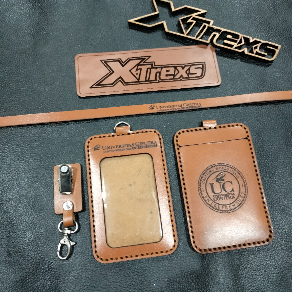 

ID CARD / NAME TAG NAMA ID card Holder Kulit Asli Name Tag Kulit Custom Nama Gratis Desain