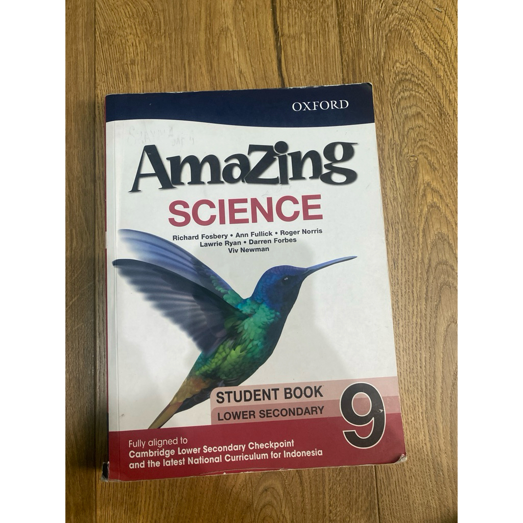Amazing Science 9 (LIKENEW)