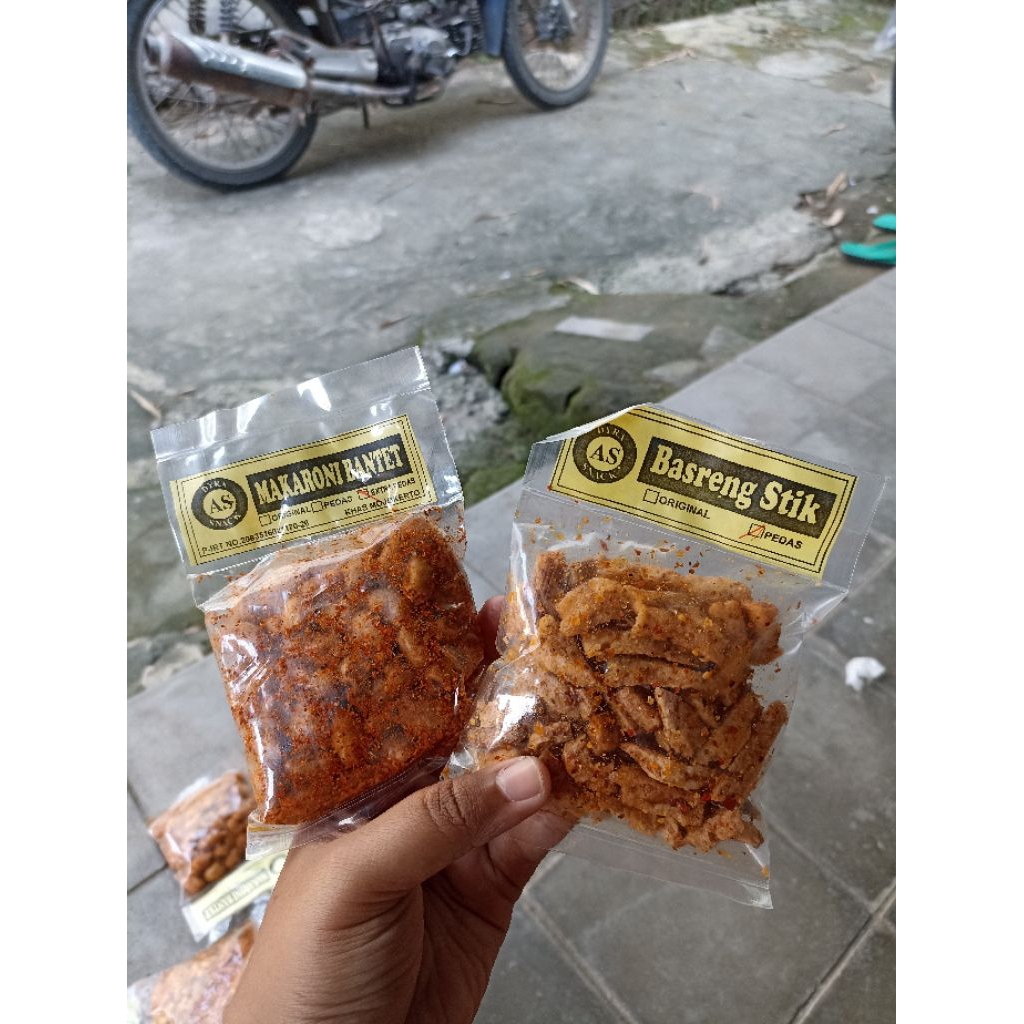 

krupuk pedas 1kg