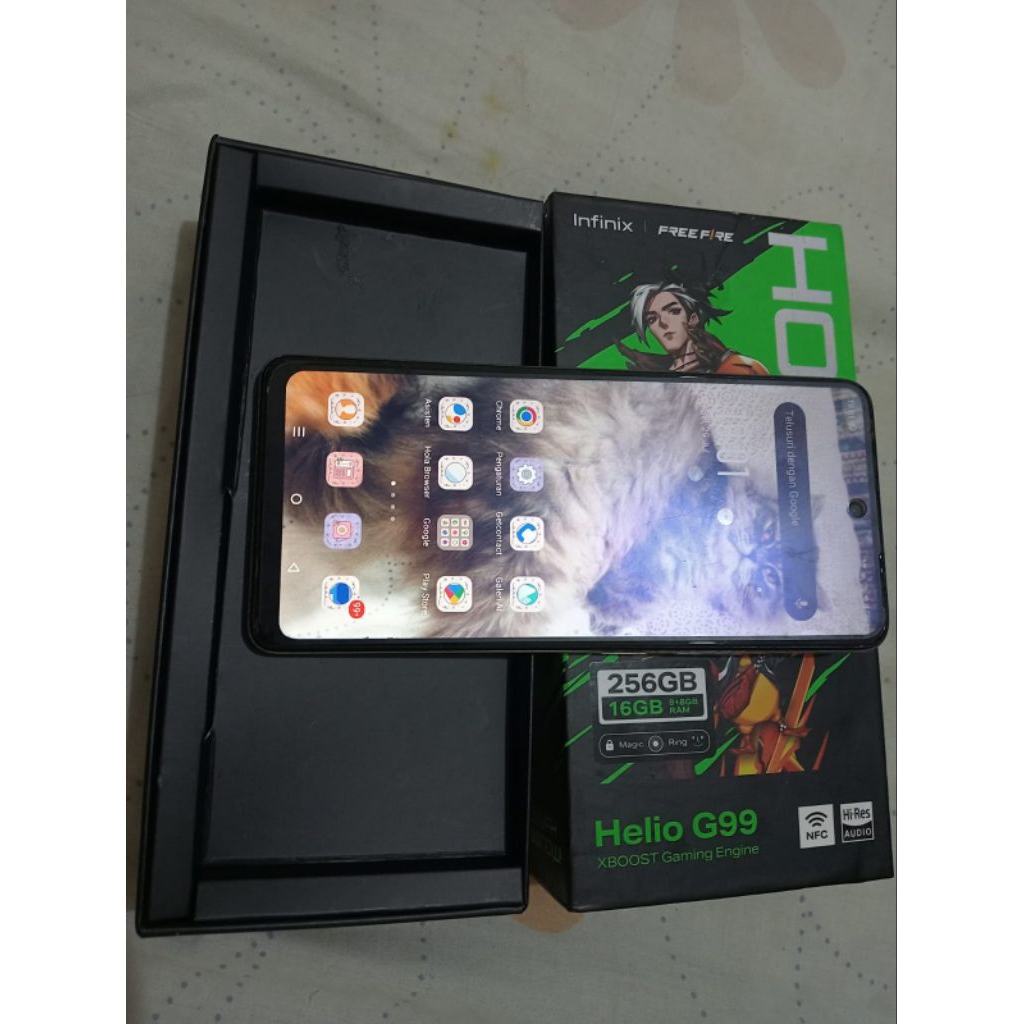 Infinix 40 pro dan Oppo A17
