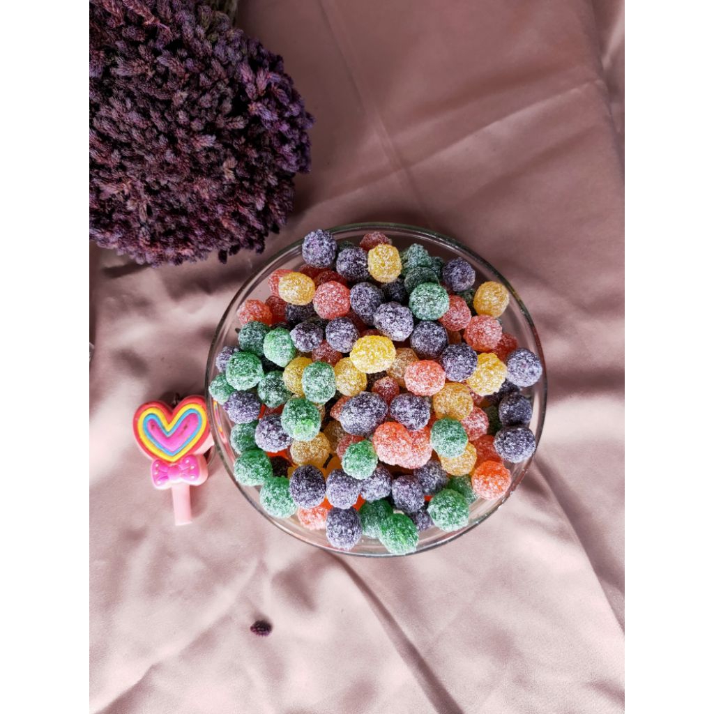 

Fruity buah permen viral