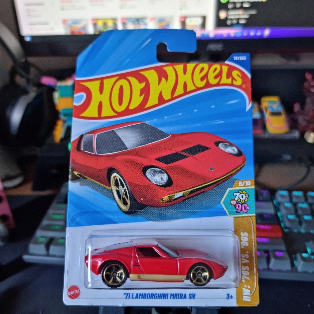 Hot Wheels 71 Lamborghini Miura SV
