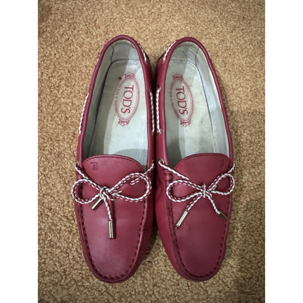 Preloved Sepatu TOD’S Loafers Merah