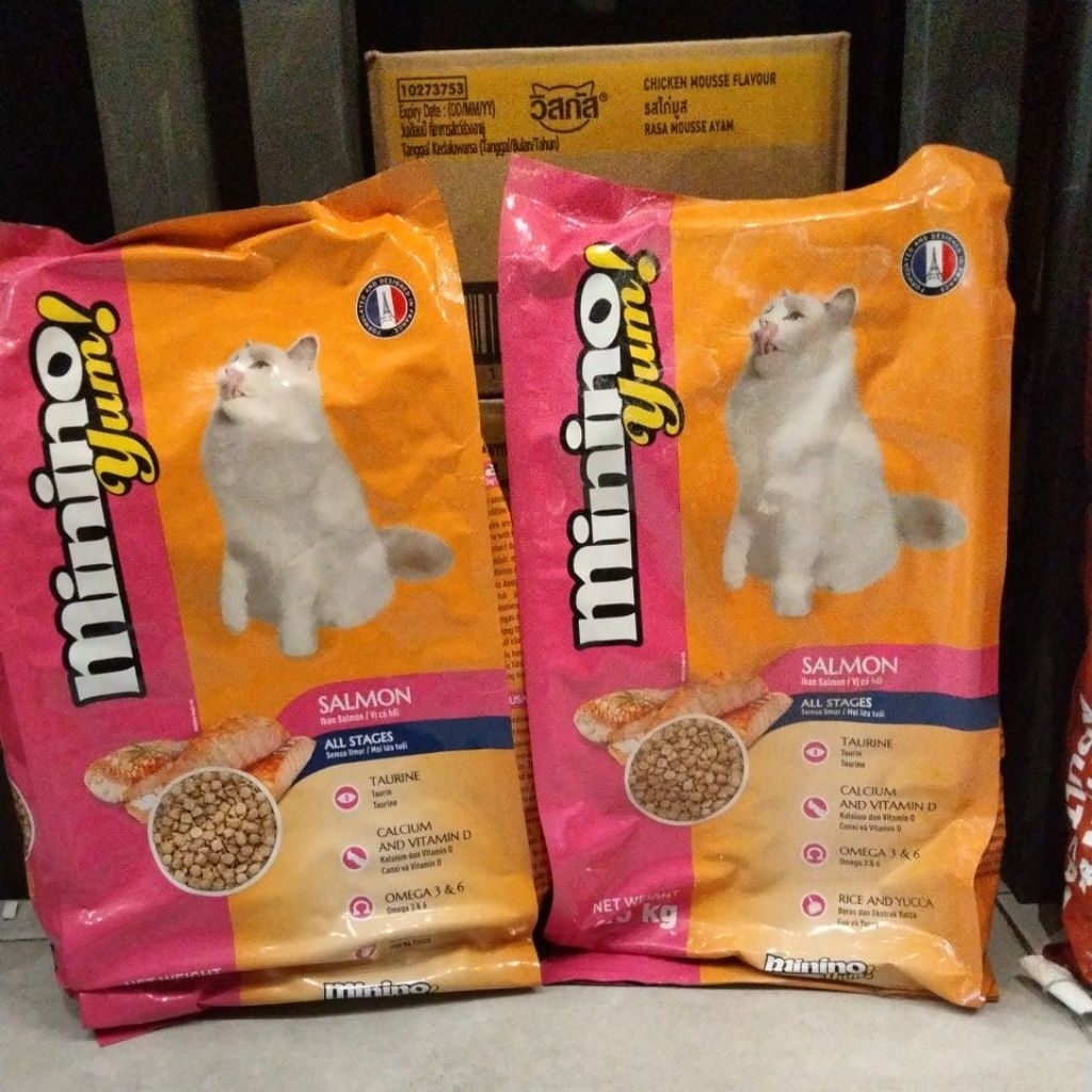 MININO YUM SALMON 1.5KG