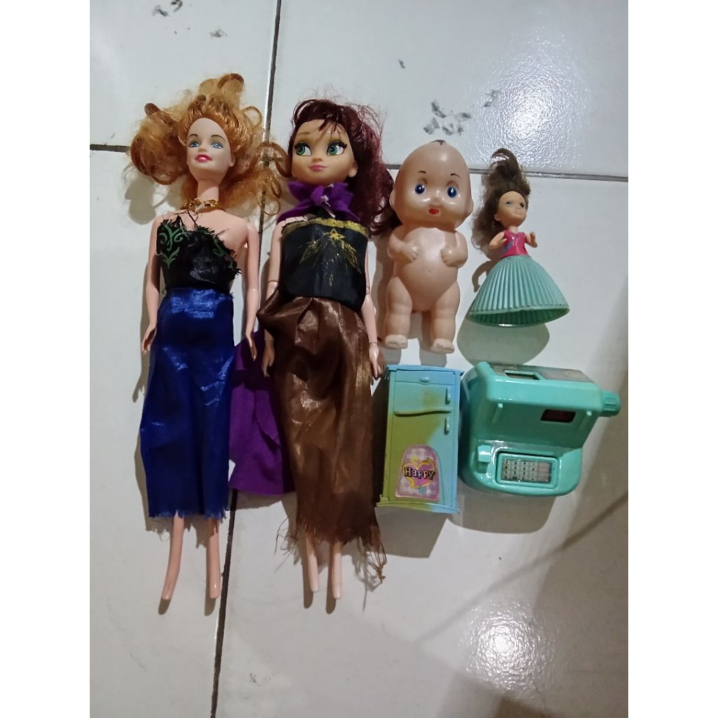 Paket Mainan Bekas Boneka Mix Frozen, Bayi, Mini Furniture & Mesin Kasir – Murah Meriah
